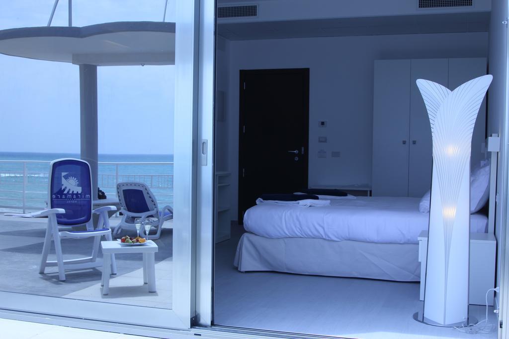 Hotel Miramare Marina di Ragusa Eksteriør billede