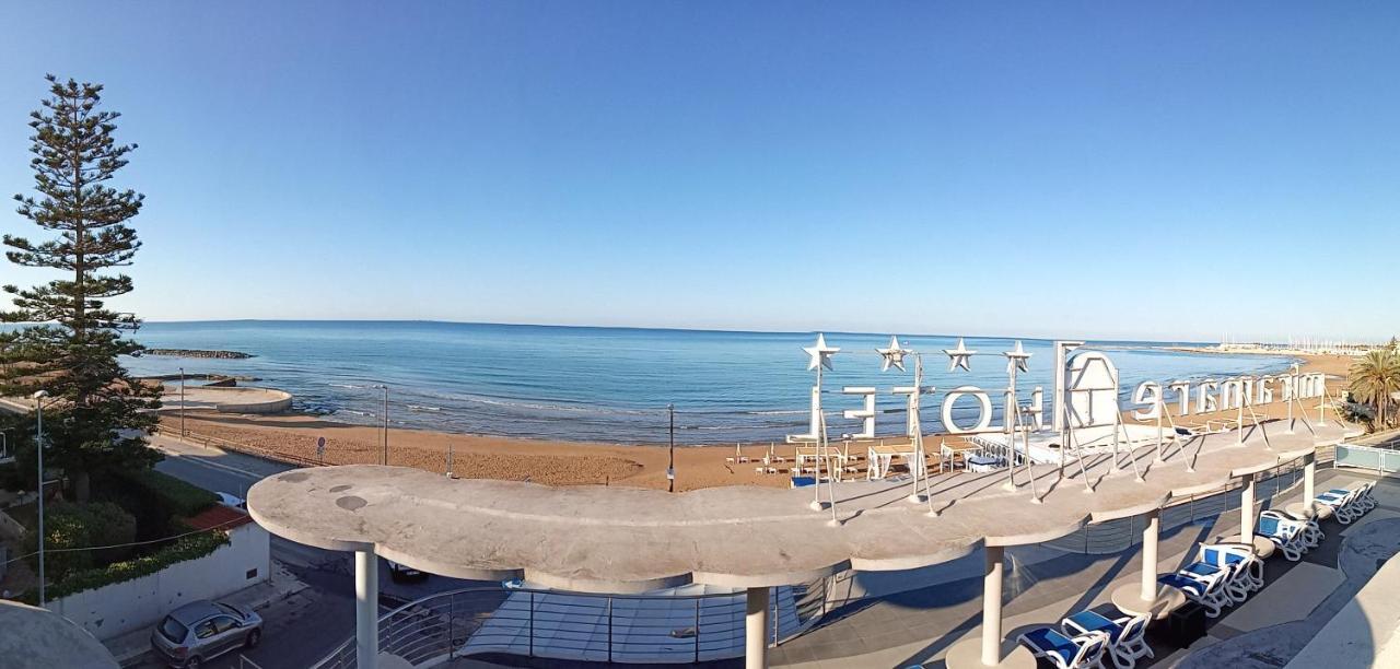 Hotel Miramare Marina di Ragusa Eksteriør billede